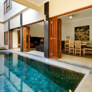 villa-michelina.ubudhotelsnow.com/